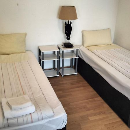 Neumünster Praktische City Apartments Direkt Am Hauptbahnhof מראה חיצוני תמונה