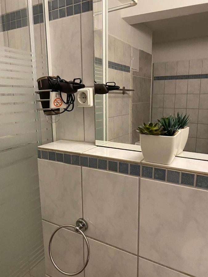 Neumünster Praktische City Apartments Direkt Am Hauptbahnhof מראה חיצוני תמונה