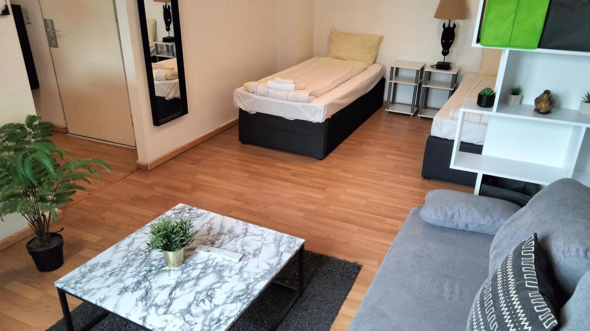 Neumünster Praktische City Apartments Direkt Am Hauptbahnhof מראה חיצוני תמונה