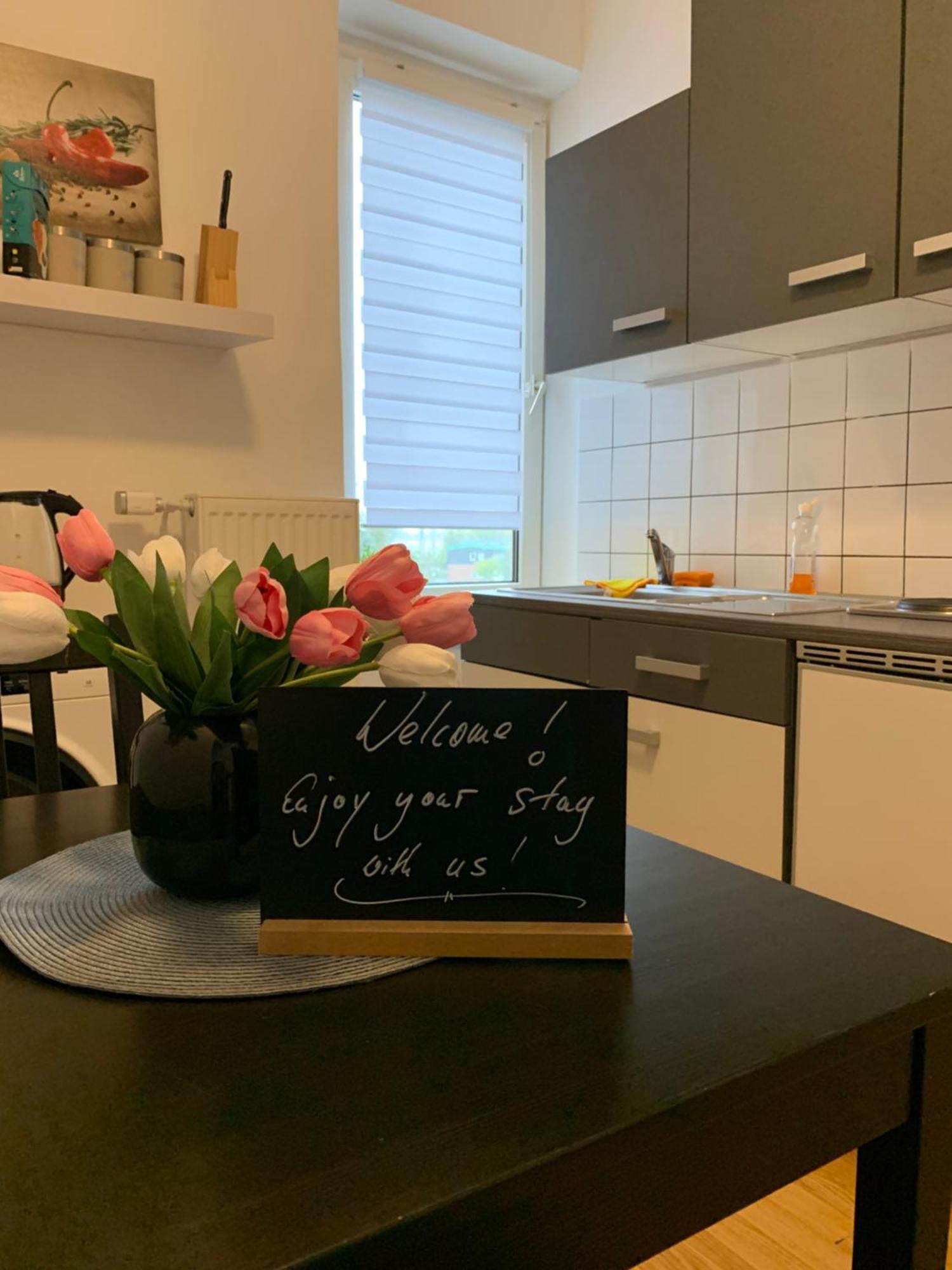 Neumünster Praktische City Apartments Direkt Am Hauptbahnhof מראה חיצוני תמונה