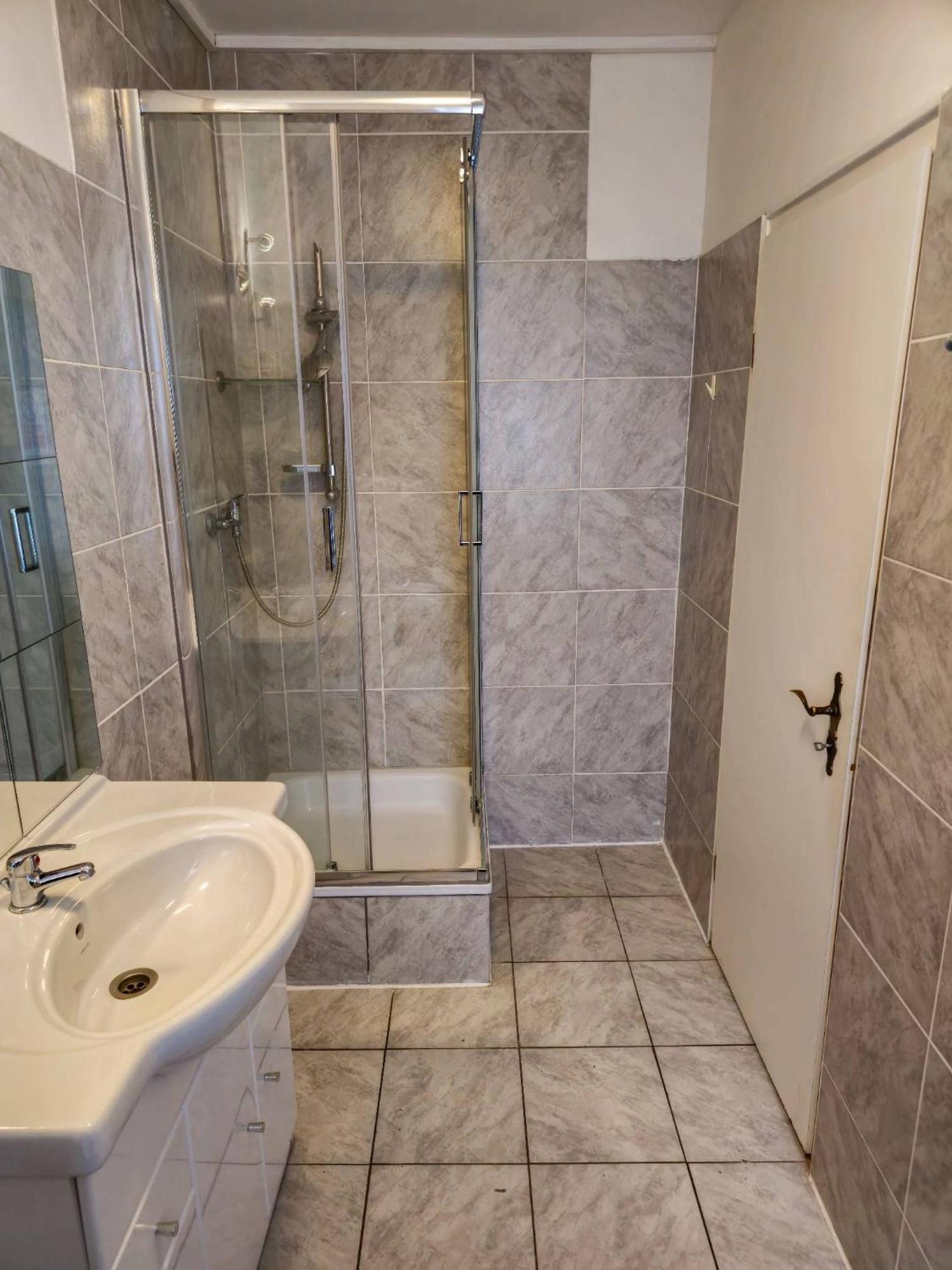 Neumünster Praktische City Apartments Direkt Am Hauptbahnhof מראה חיצוני תמונה