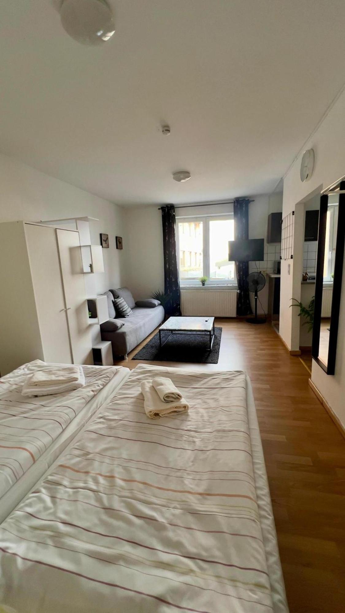 Neumünster Praktische City Apartments Direkt Am Hauptbahnhof מראה חיצוני תמונה